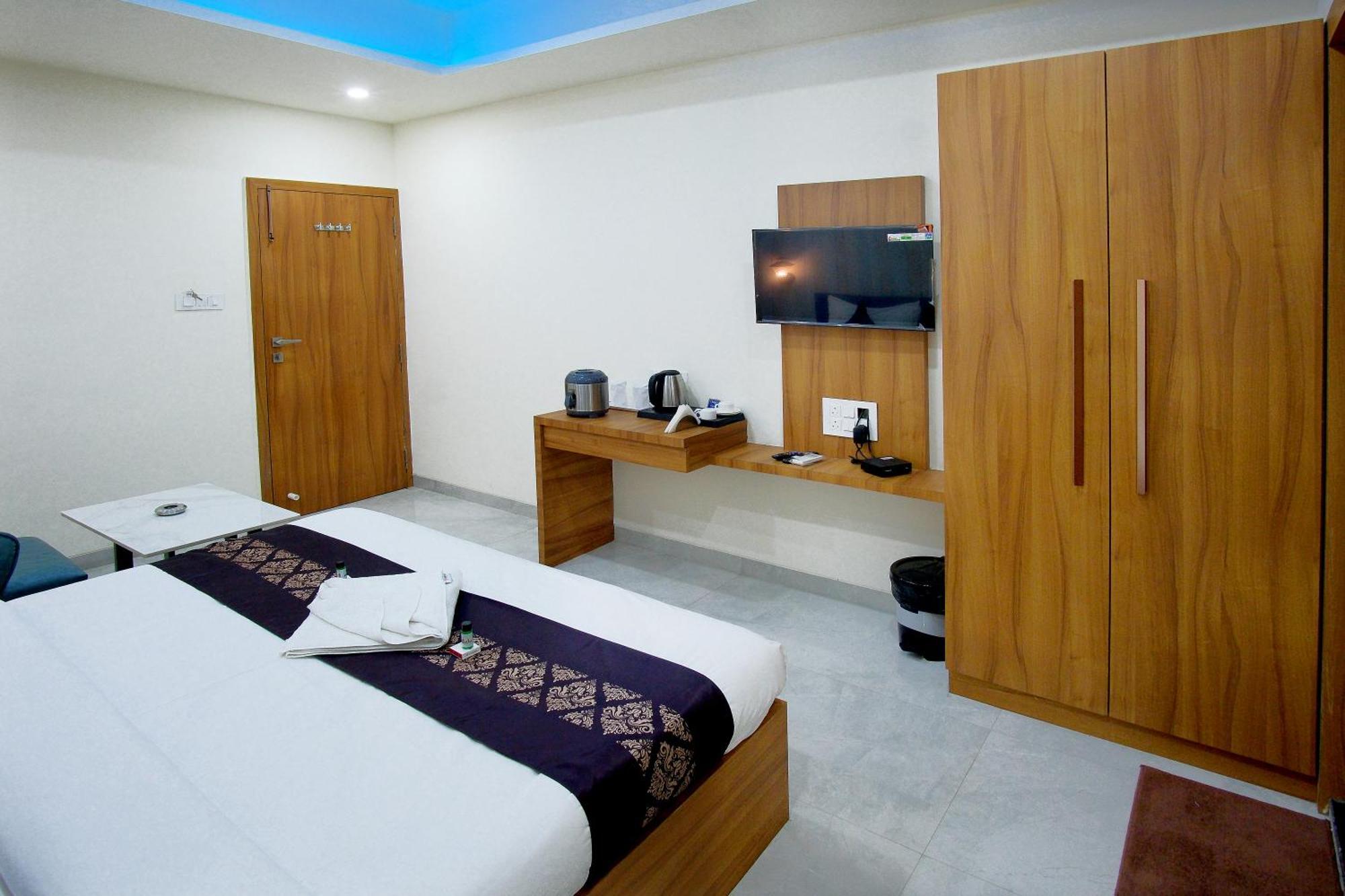 Hotel The Marion Насик Экстерьер фото